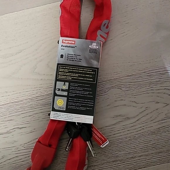 Supreme Kryptonite Lock - Picture 2 of 4